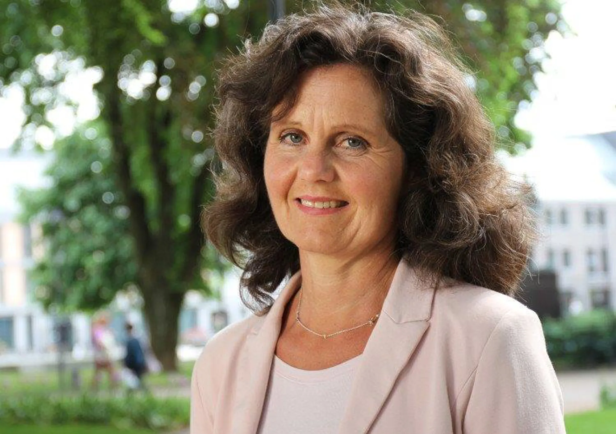 Wenche P. Dehli