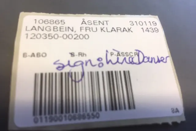 Signering av prøvetakerpå etikett