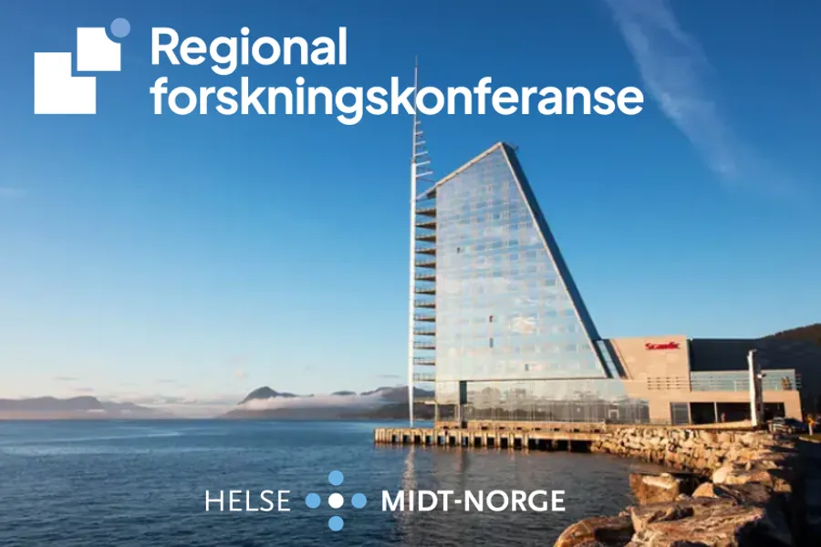 En bygning ved siden av en vannmasse